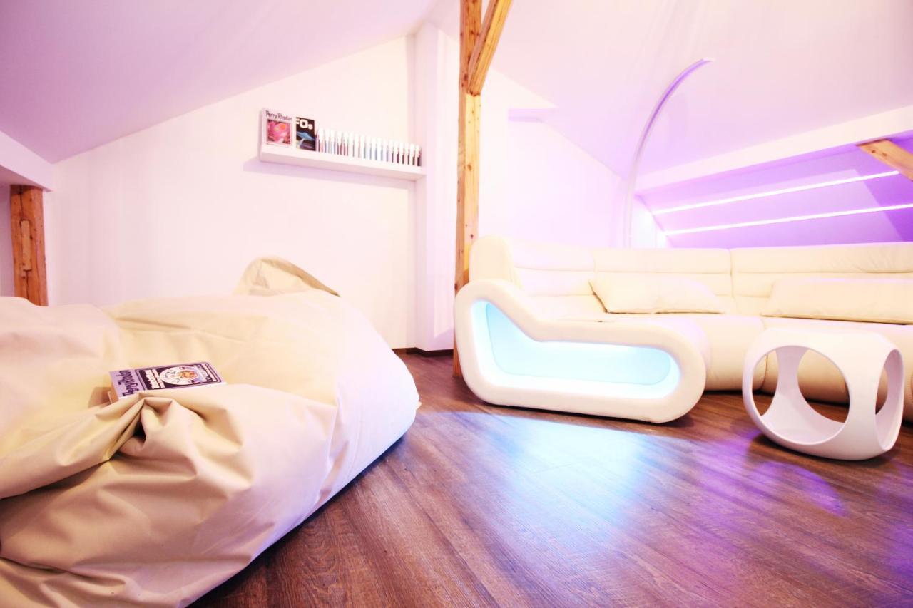 Secret Hideaways Space Loft Wohndesign Auf 2 Etagen L 450M Bis Uni ดุยส์บูร์ก ภายนอก รูปภาพ